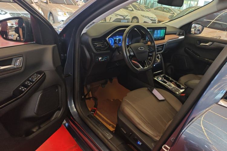 Used Ford Escape 2020 EcoBoost 245 Two-Wheel Drive Smart & Enjoyment Model Driver Seat