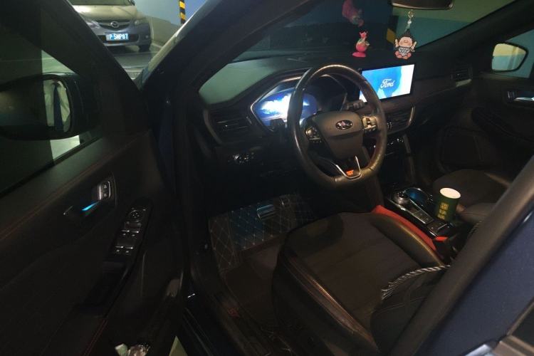 Used Ford Escape 2020 EcoBoost 245 Four-Wheel Drive ST-LINE Deluxe Edition Driver Seat