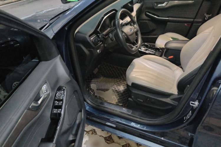 Used Ford Escape 2020 EcoBoost 245 Two-Wheel Drive Smart & Enjoyment Model Driver Seat
