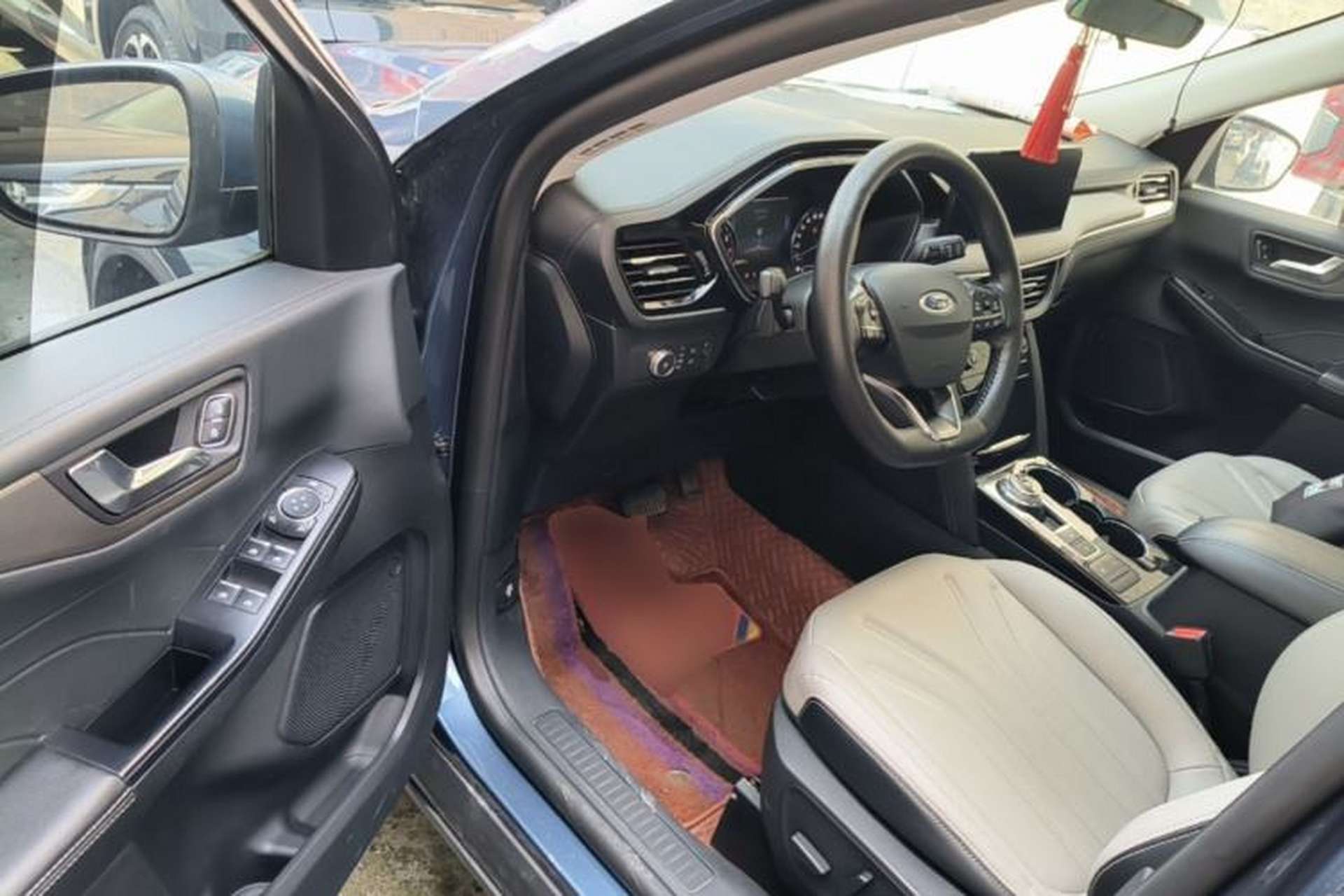 Used Ford Escape 2020 EcoBoost 245 Two-Wheel Drive Smart & Enjoyment Model Driver Seat