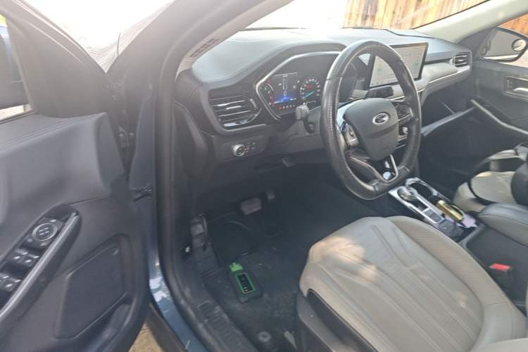 Used Ford Escape 2020 EcoBoost 245 Two-Wheel Drive Smart & Enjoyment Model Driver Seat