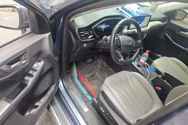 Used Ford Escape 2020 EcoBoost 245 Two-Wheel Drive Smart & Enjoyment Model Driver Seat