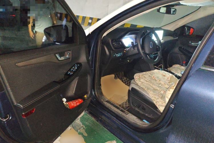 Used Ford Escape 2020 EcoBoost 245 Two-Wheel-Drive Titanium Edition Driver Seat