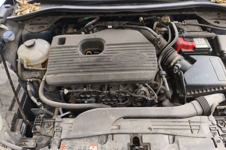 Used Ford Escape 2020 EcoBoost 245 Two-Wheel-Drive Titanium Edition Engine Bay
