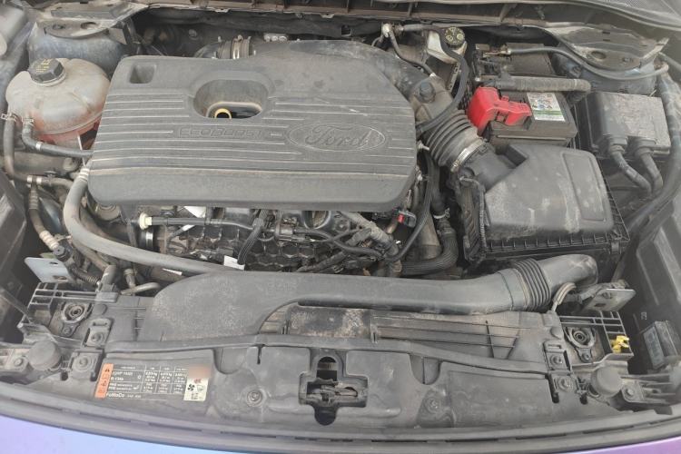 Used Ford Escape 2020 EcoBoost 245 Four-Wheel Drive ST-LINE Deluxe Edition Engine Bay