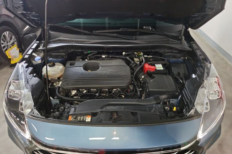 Used Ford Escape 2020 EcoBoost 245 Two-Wheel-Drive Titanium Edition Engine Bay