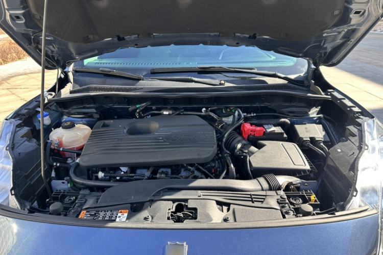 Used Ford Escape 2020 EcoBoost 245 Four-Wheel Drive Titanium Edition Engine Bay