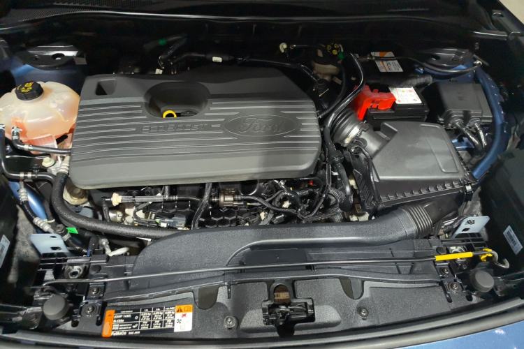 Used Ford Escape 2020 EcoBoost 245 Two-Wheel-Drive Comfort Edition Engine Bay