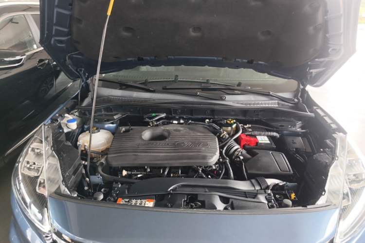 Used Ford Escape 2020 EcoBoost 245 Two-Wheel Drive Smart & Enjoyment Model Engine Bay
