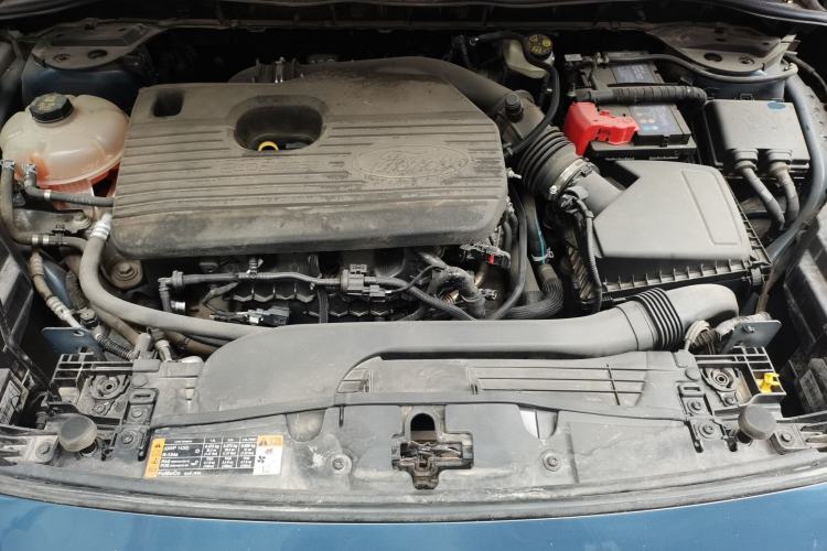 Used Ford Escape 2020 EcoBoost 245 Four-Wheel Drive Luxury Edition Engine Bay