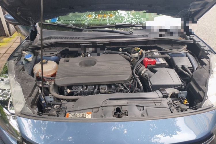 Used Ford Escape 2020 EcoBoost 245 Four-Wheel Drive Luxury Edition Engine Bay