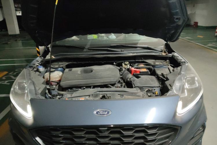 Used Ford Escape 2020 EcoBoost 245 Four-Wheel Drive ST-LINE Deluxe Edition Engine Bay
