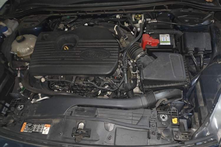 Used Ford Escape 2020 EcoBoost 245 Two-Wheel-Drive Titanium Edition Engine Bay