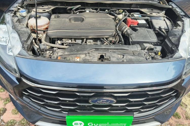 Used Ford Escape 2020 EcoBoost 245 Two-Wheel-Drive Titanium Edition Engine Bay