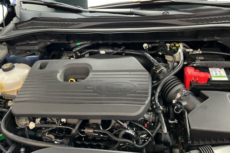 Used Ford Escape 2020 EcoBoost 245 Two-Wheel-Drive Titanium Edition Engine Bay