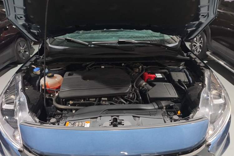 Used Ford Escape 2020 EcoBoost 245 Two-Wheel Drive Smart & Enjoyment Model Engine Bay