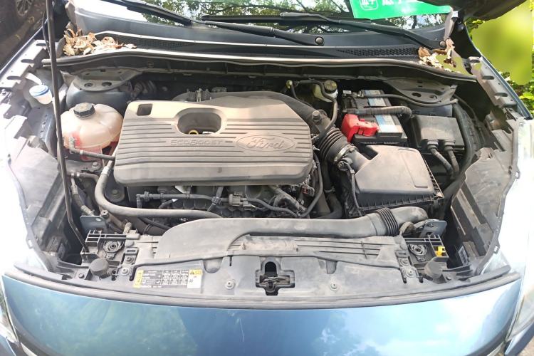 Used Ford Escape 2020 EcoBoost 245 Four-Wheel Drive Luxury Edition Engine Bay