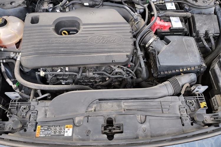 Used Ford Escape 2020 EcoBoost 245 Two-Wheel-Drive Titanium Edition Engine Bay