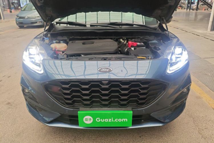Used Ford Escape 2020 EcoBoost 245 Four-Wheel Drive ST-LINE Deluxe Edition Engine Bay