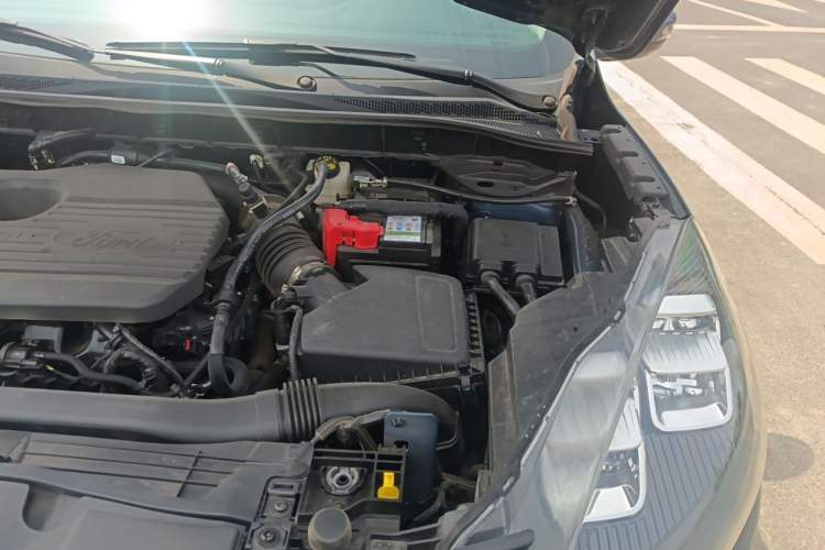 Used Ford Escape 2020 EcoBoost 245 Two-Wheel-Drive Titanium Edition Engine Bay Left