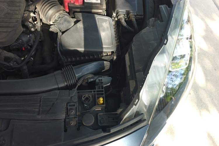 Used Ford Escape 2020 EcoBoost 245 Four-Wheel Drive Luxury Edition Engine Bay Left