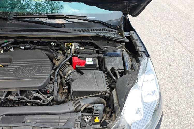 Used Ford Escape 2020 EcoBoost 245 Two-Wheel-Drive Titanium Edition Engine Bay Left