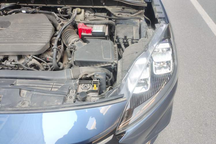 Used Ford Escape 2020 EcoBoost 245 Two-Wheel-Drive Titanium Edition Engine Bay Left