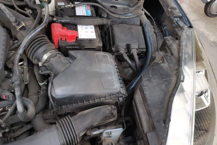 Used Ford Escape 2020 EcoBoost 245 Two-Wheel Drive Smart & Enjoyment Model Engine Bay Left