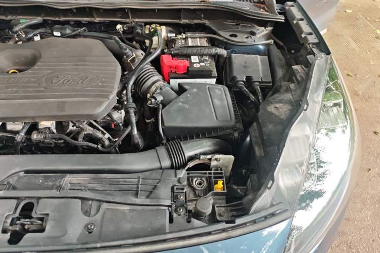 Used Ford Escape 2020 EcoBoost 245 Four-Wheel Drive Titanium Edition Engine Bay Left