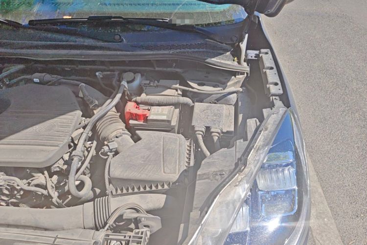 Used Ford Escape 2020 EcoBoost 245 Two-Wheel-Drive Titanium Edition Engine Bay Left