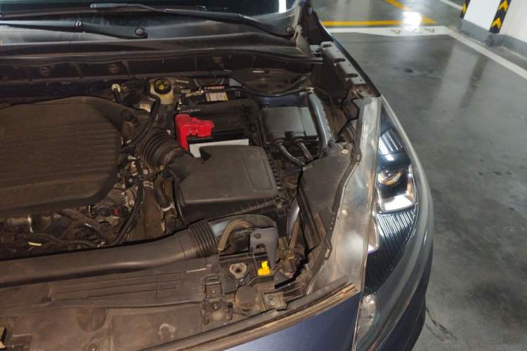 Used Ford Escape 2020 EcoBoost 245 4x4 Enjoyment Model Engine Bay Left