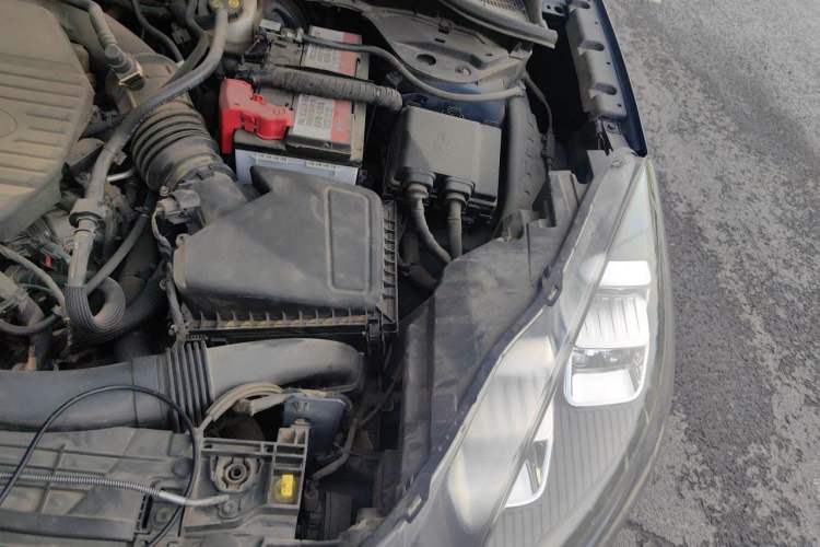 Used Ford Escape 2020 EcoBoost 245 Four-Wheel Drive Titanium Edition Engine Bay Left