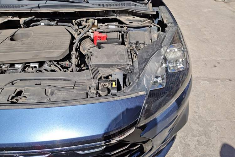 Used Ford Escape 2020 EcoBoost 245 Two-Wheel-Drive Titanium Edition Engine Bay Left