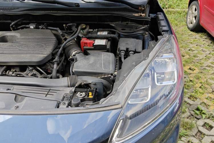 Used Ford Escape 2020 EcoBoost 245 Two-Wheel Drive Smart & Enjoyment Model Engine Bay Left