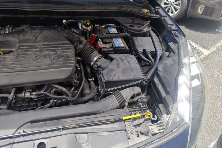 Used Ford Escape 2020 EcoBoost 245 Two-Wheel Drive Smart & Enjoyment Model Engine Bay Left