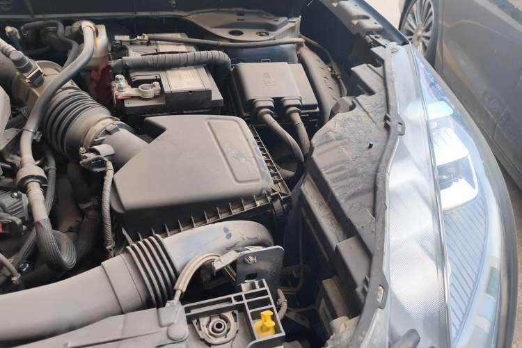 Used Ford Escape 2020 EcoBoost 245 Two-Wheel Drive Smart & Enjoyment Model Engine Bay Left