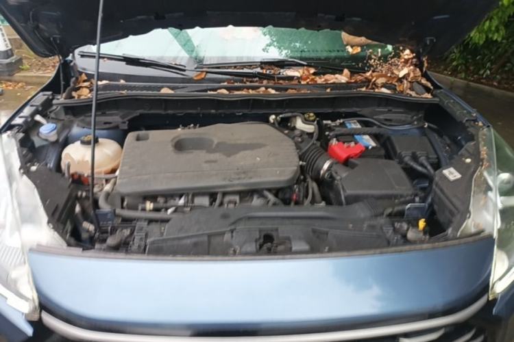 Used Ford Escape 2020 EcoBoost 245 Two-Wheel-Drive Comfort Edition Engine Bay