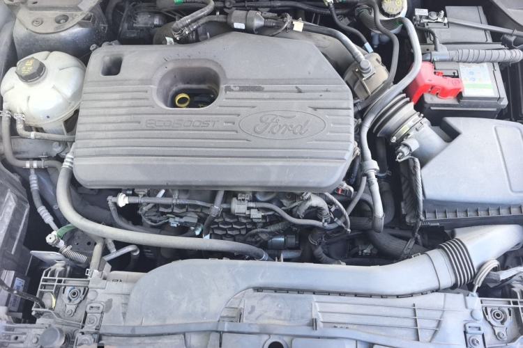 Used Ford Escape 2020 EcoBoost 245 Four-Wheel Drive Titanium Edition Engine Bay