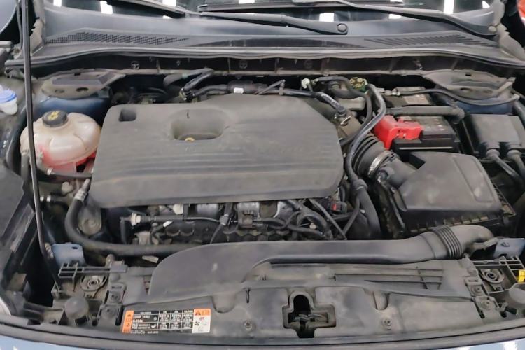 Used Ford Escape 2020 EcoBoost 245 Two-Wheel-Drive Titanium Edition Engine Bay