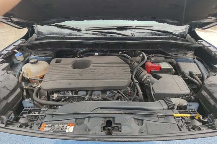 Used Ford Escape 2020 EcoBoost 245 Two-Wheel-Drive Titanium Edition Engine Bay