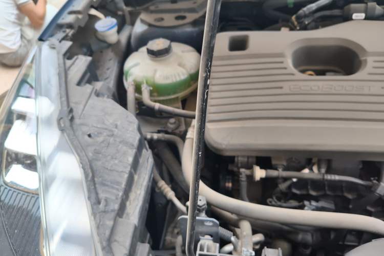 Used Ford Escape 2020 EcoBoost 245 Two-Wheel Drive Smart & Enjoyment Model Engine Bay Right