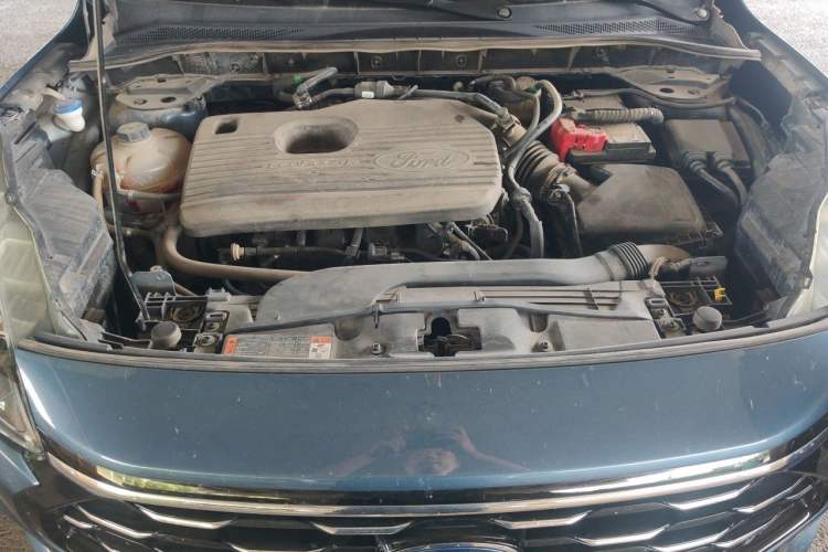 Used Ford Escape 2020 EcoBoost 245 Two-Wheel-Drive Titanium Edition Engine Bay