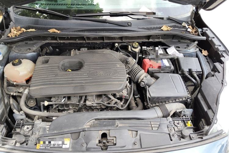 Used Ford Escape 2020 EcoBoost 245 Four-Wheel Drive Luxury Edition Engine Bay
