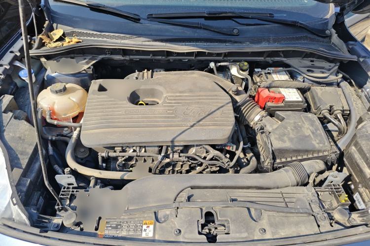 Used Ford Escape 2020 EcoBoost 245 Four-Wheel Drive ST-LINE Deluxe Edition Engine Bay
