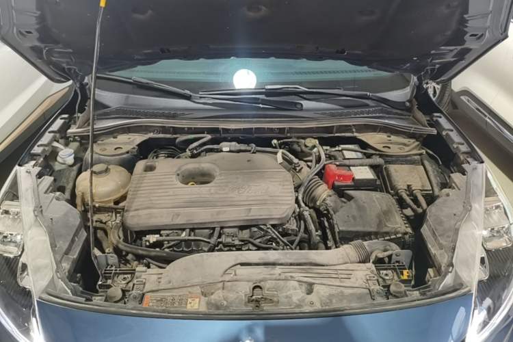 Used Ford Escape 2020 EcoBoost 245 Two-Wheel-Drive Titanium Edition Engine Bay