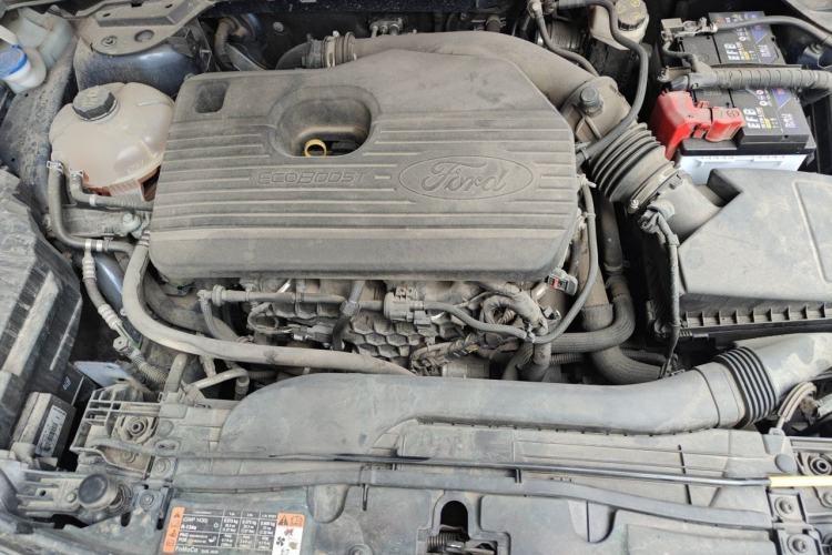 Used Ford Escape 2020 EcoBoost 245 Four-Wheel Drive Luxury Edition Engine Bay
