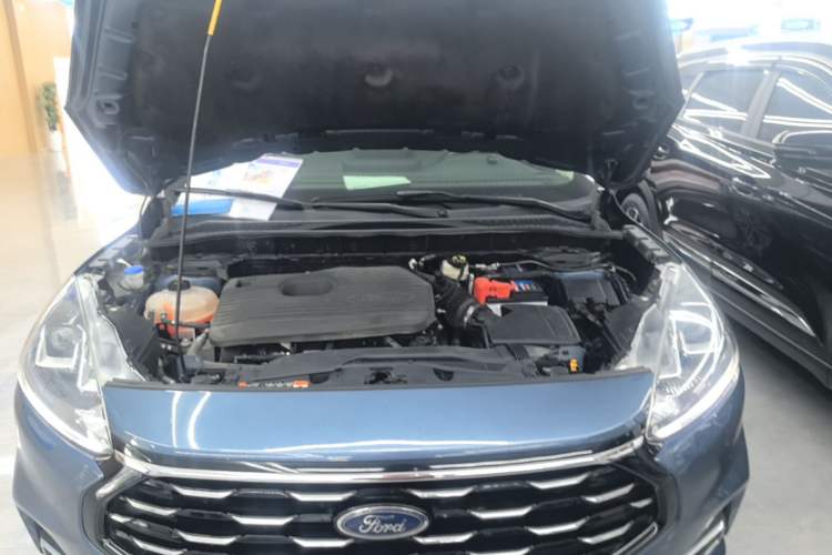 Used Ford Escape 2020 EcoBoost 245 4x4 Enjoyment Model Engine Bay