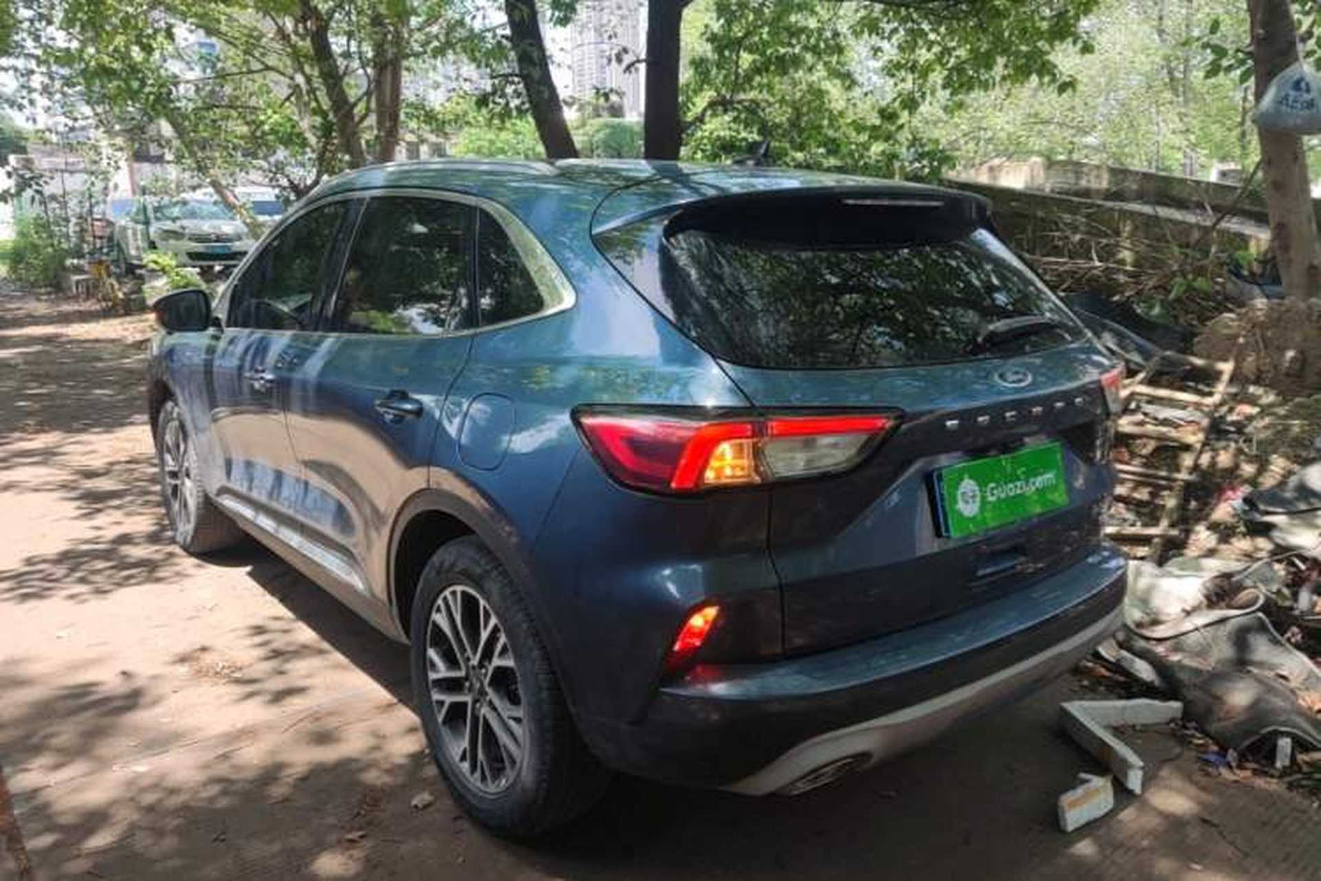 Used Ford Escape 2020 EcoBoost 245 Two-Wheel-Drive Titanium Edition Exterior 2