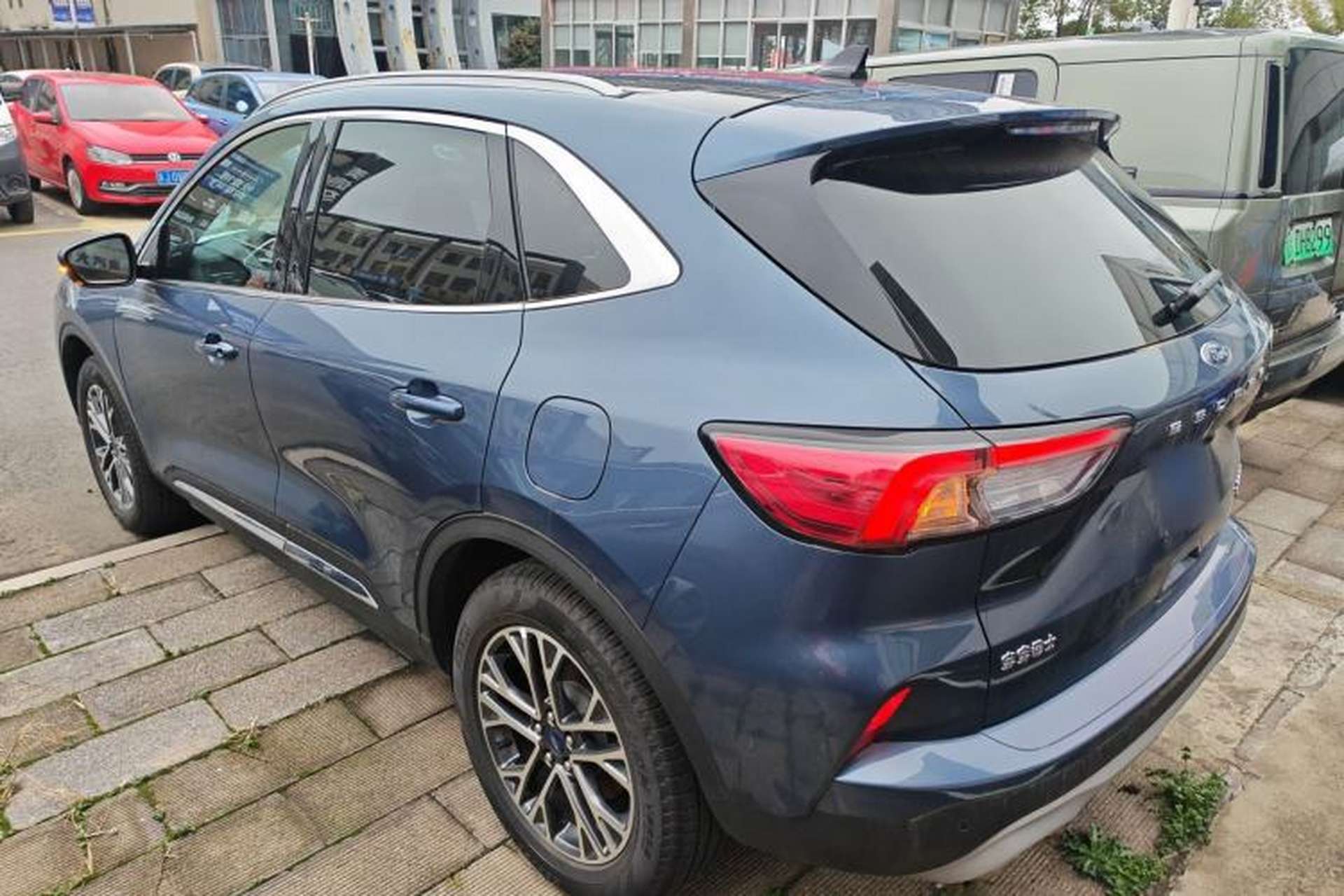 Used Ford Escape 2020 EcoBoost 245 Two-Wheel-Drive Titanium Edition Exterior 2