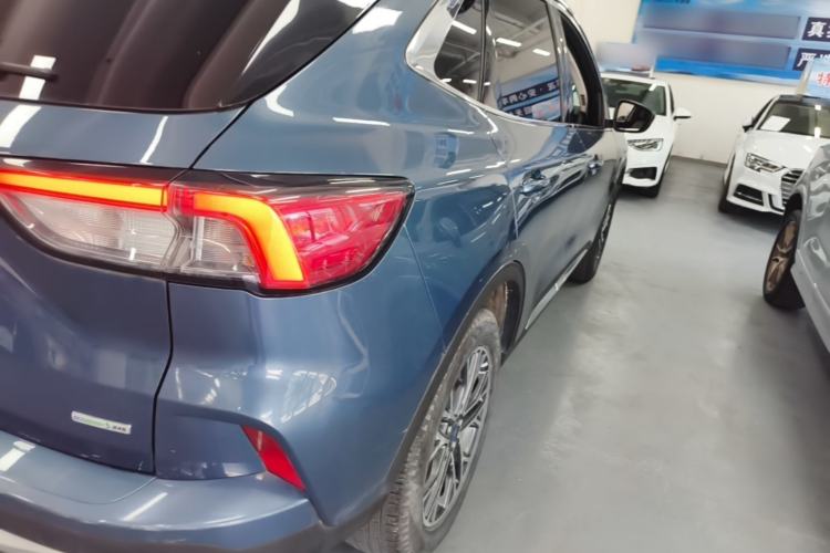 Used Ford Escape 2020 EcoBoost 245 Four-Wheel Drive ST-LINE Deluxe Edition Exterior 3